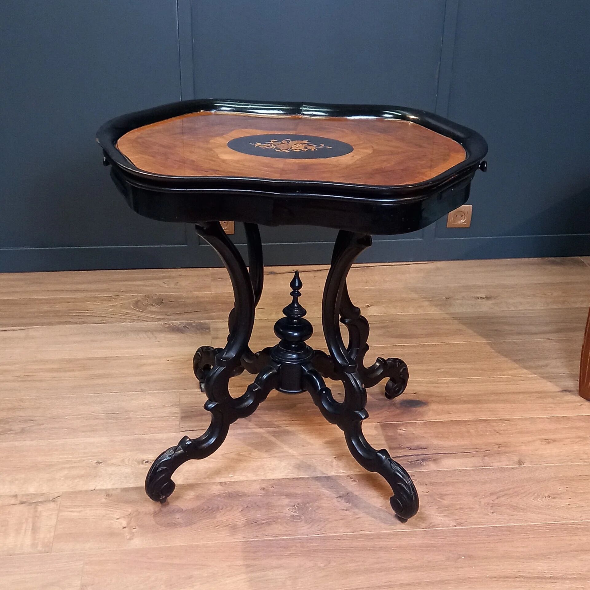 Antique wine table, Dutch Willem III in Horrix style - Tea table - Coffee t