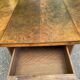 Victorian Pembroke table from the 19th century in walnut burr with drop-leaves.