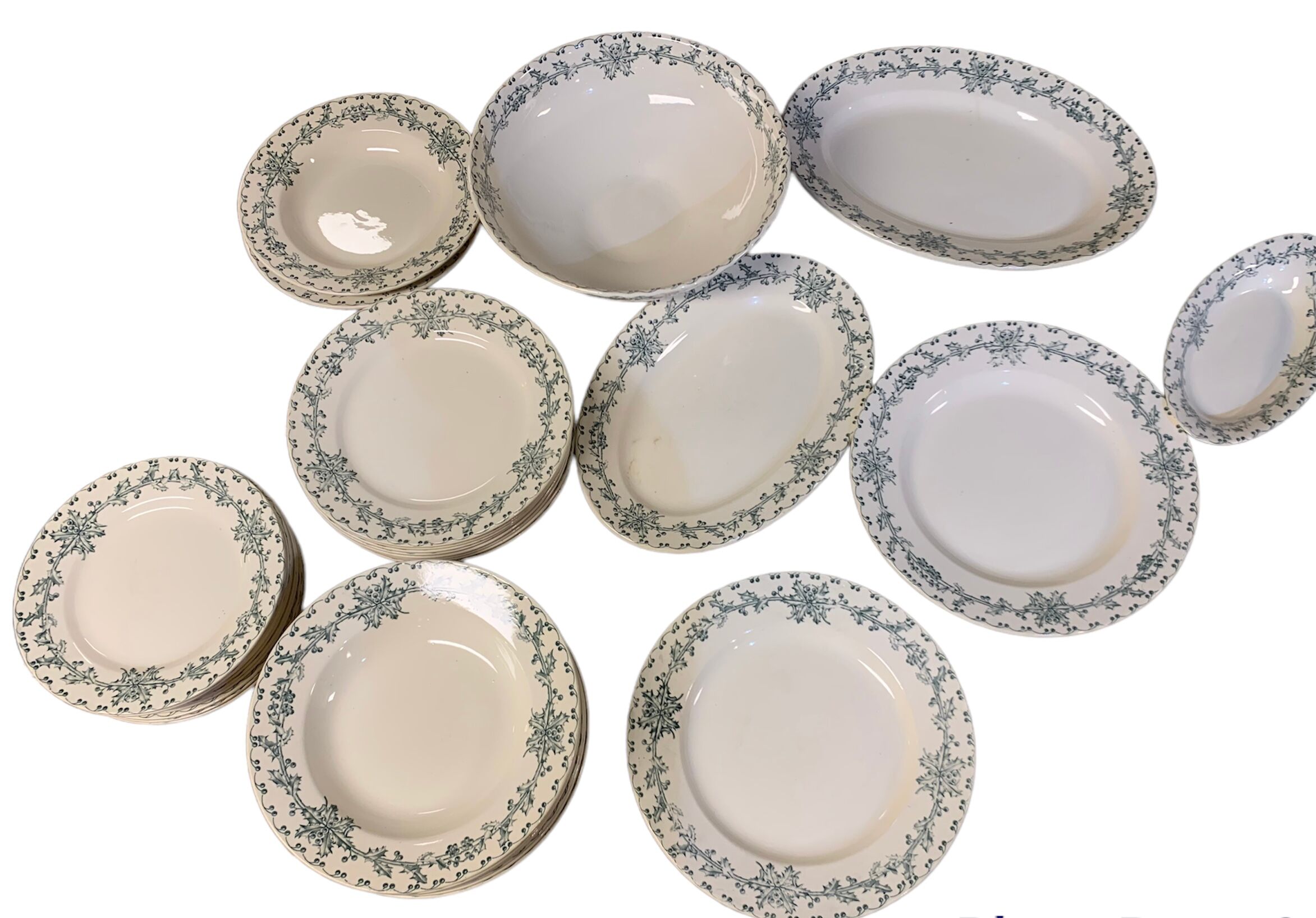 Table service in Emile Bourgeois earthenware, XIXth