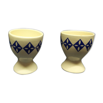 2 eggcups