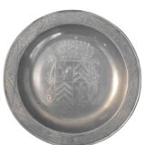Dish with coat of arms, 18th century