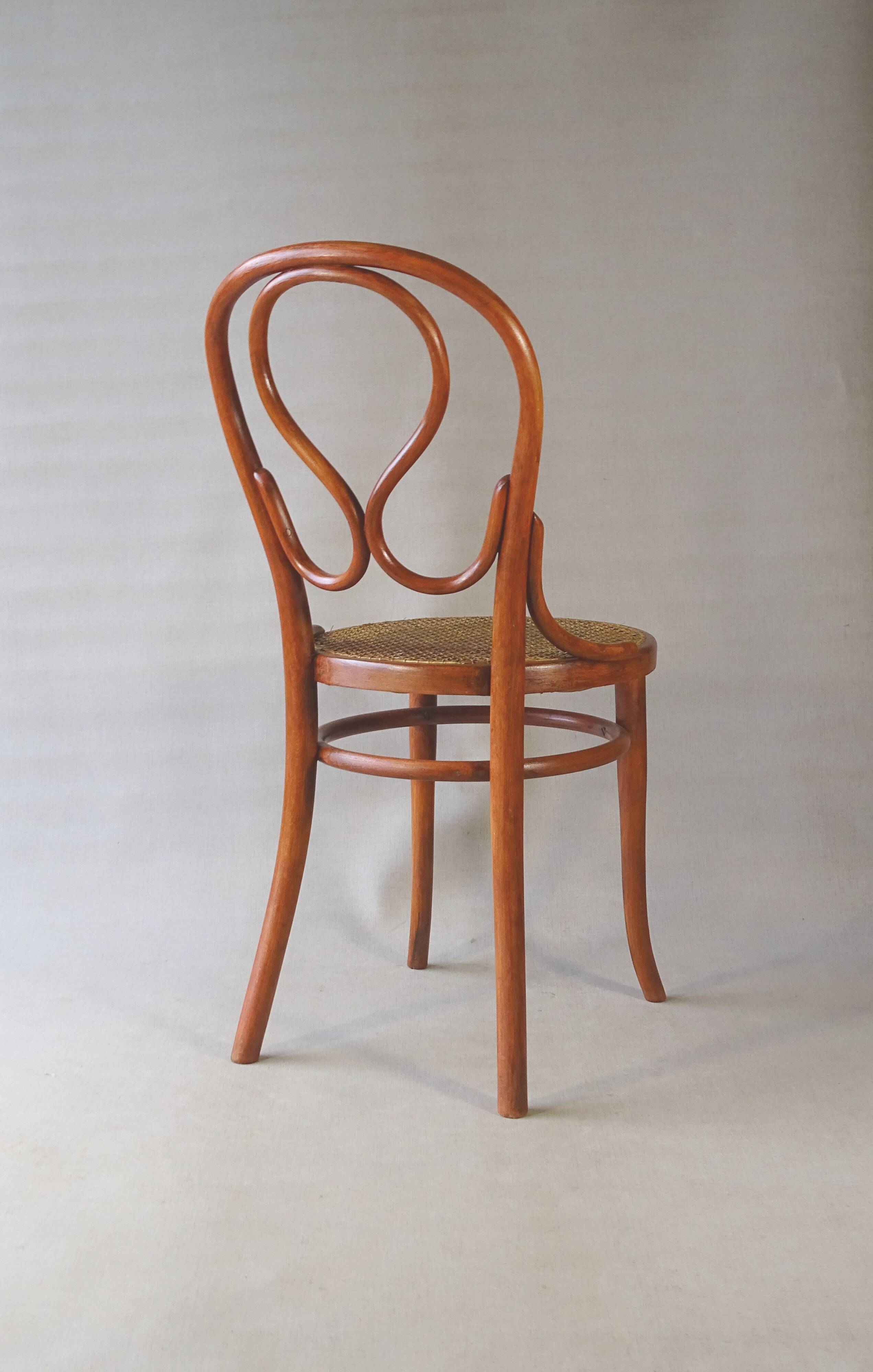 Chaise bistrot cannée Thonet dite "Oméga" n°20, 1890
