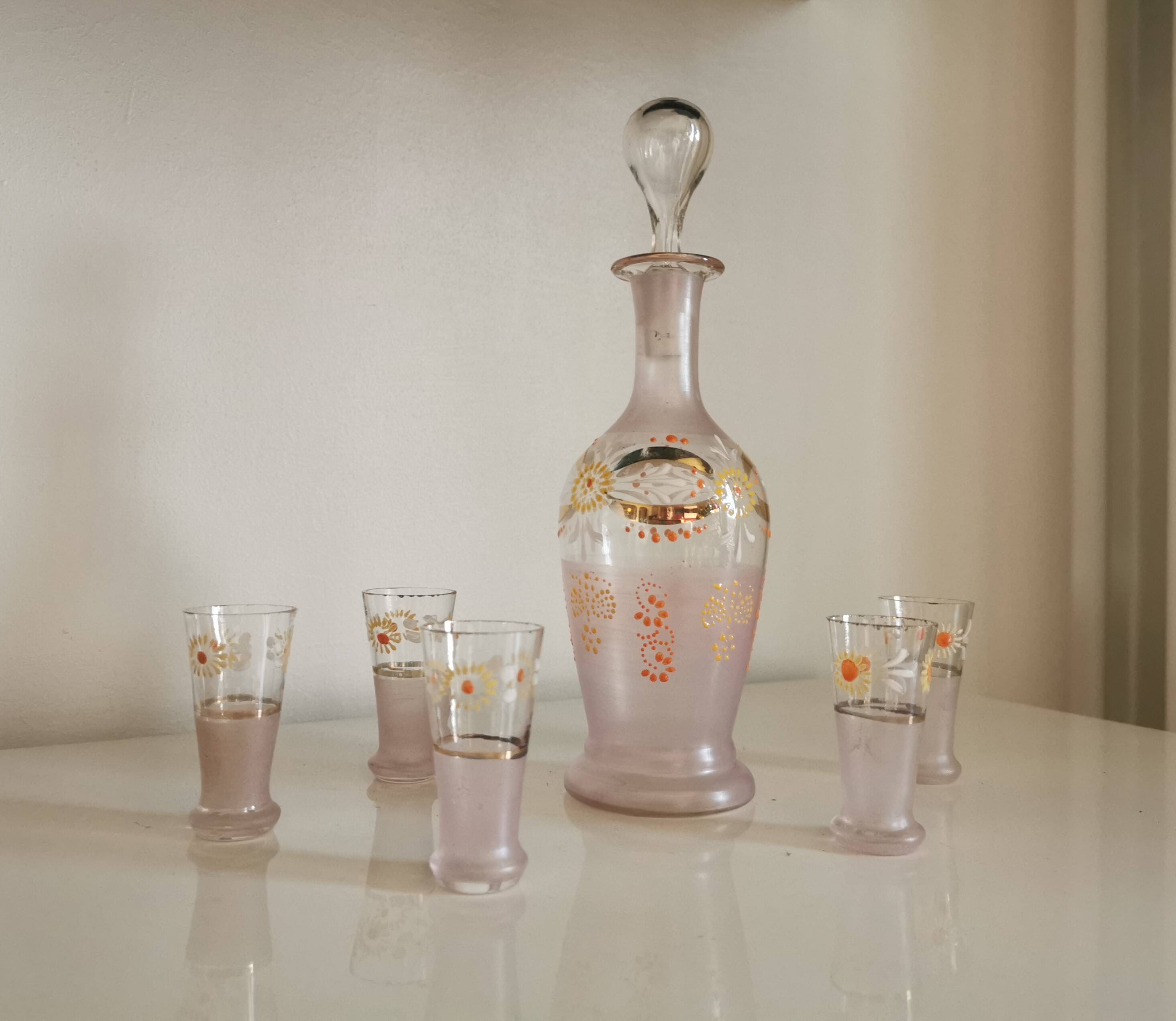 Liquor and glasses - year 1930