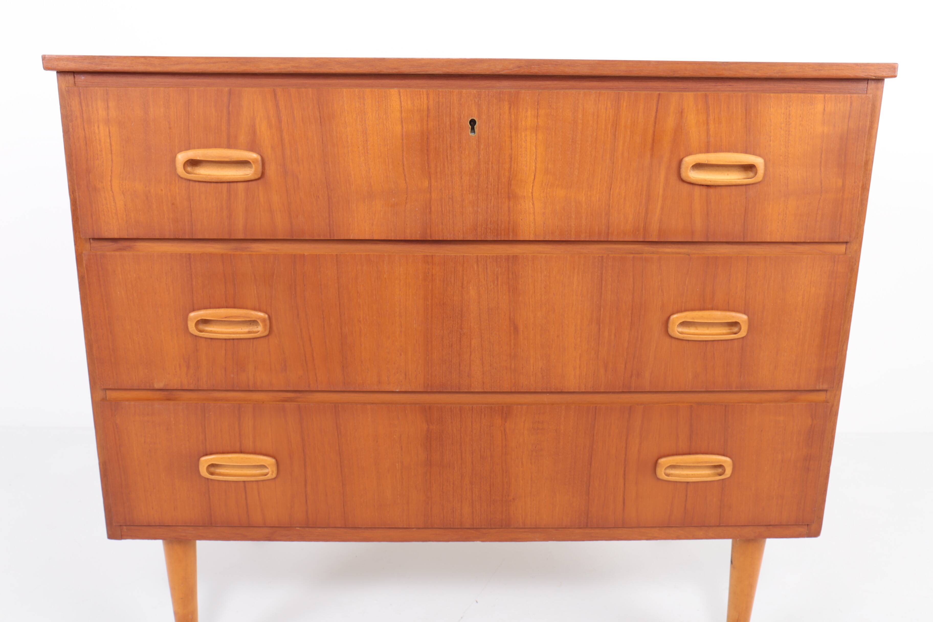 Commode vintage en teck, années 60