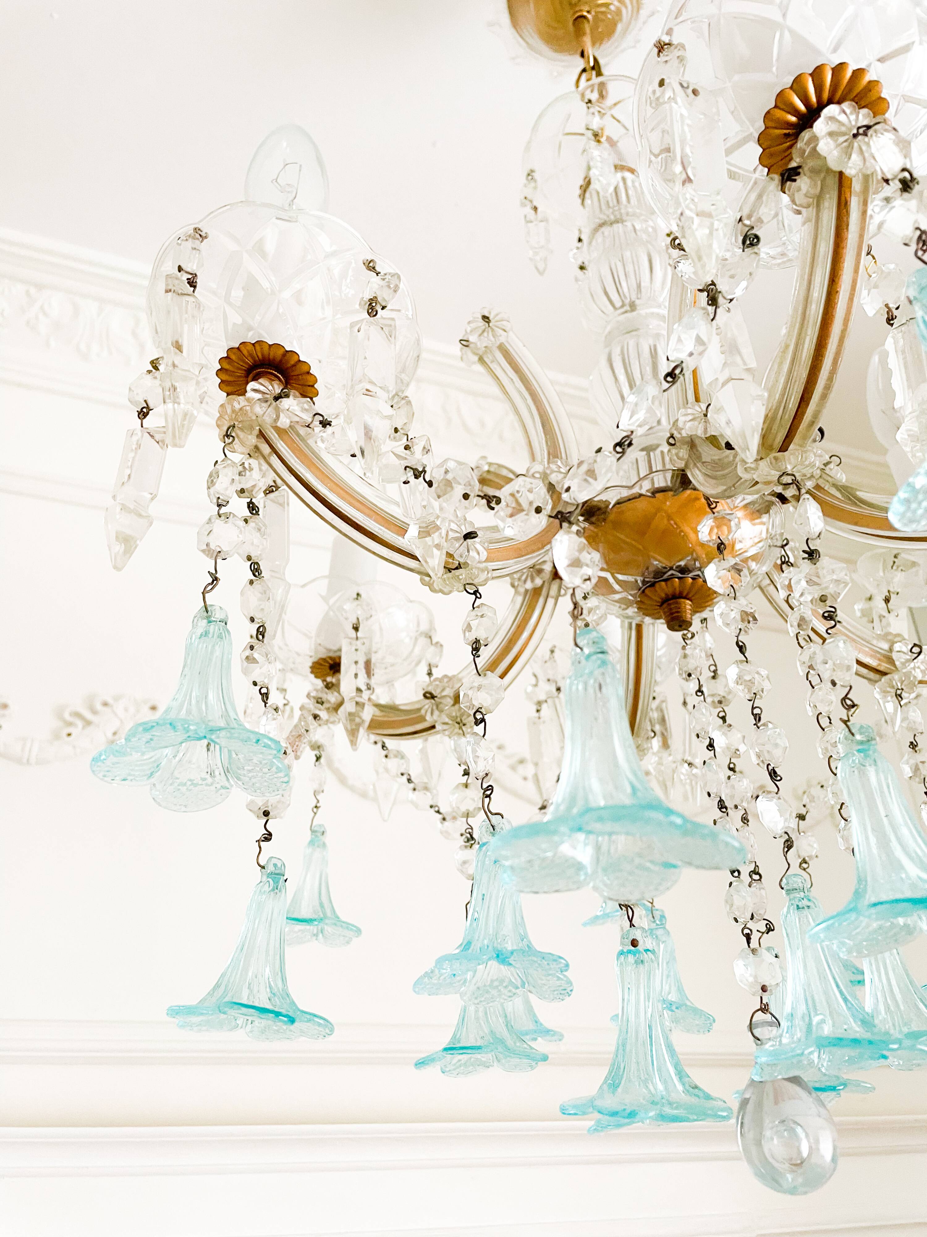 Marie-Thérèse chandelier in crystal and blue Murano glass