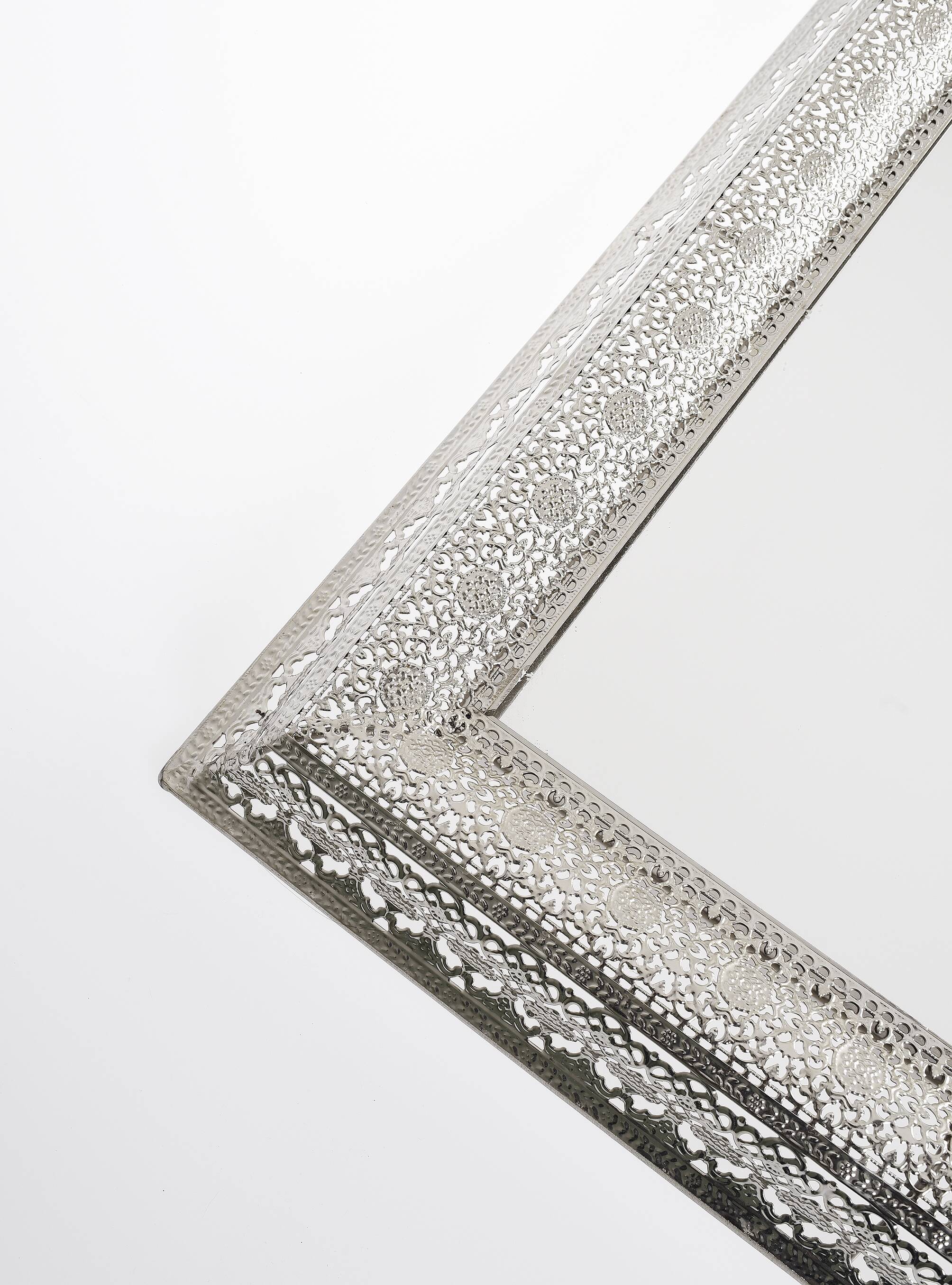 Rectangular wall mirror, silver metal frame