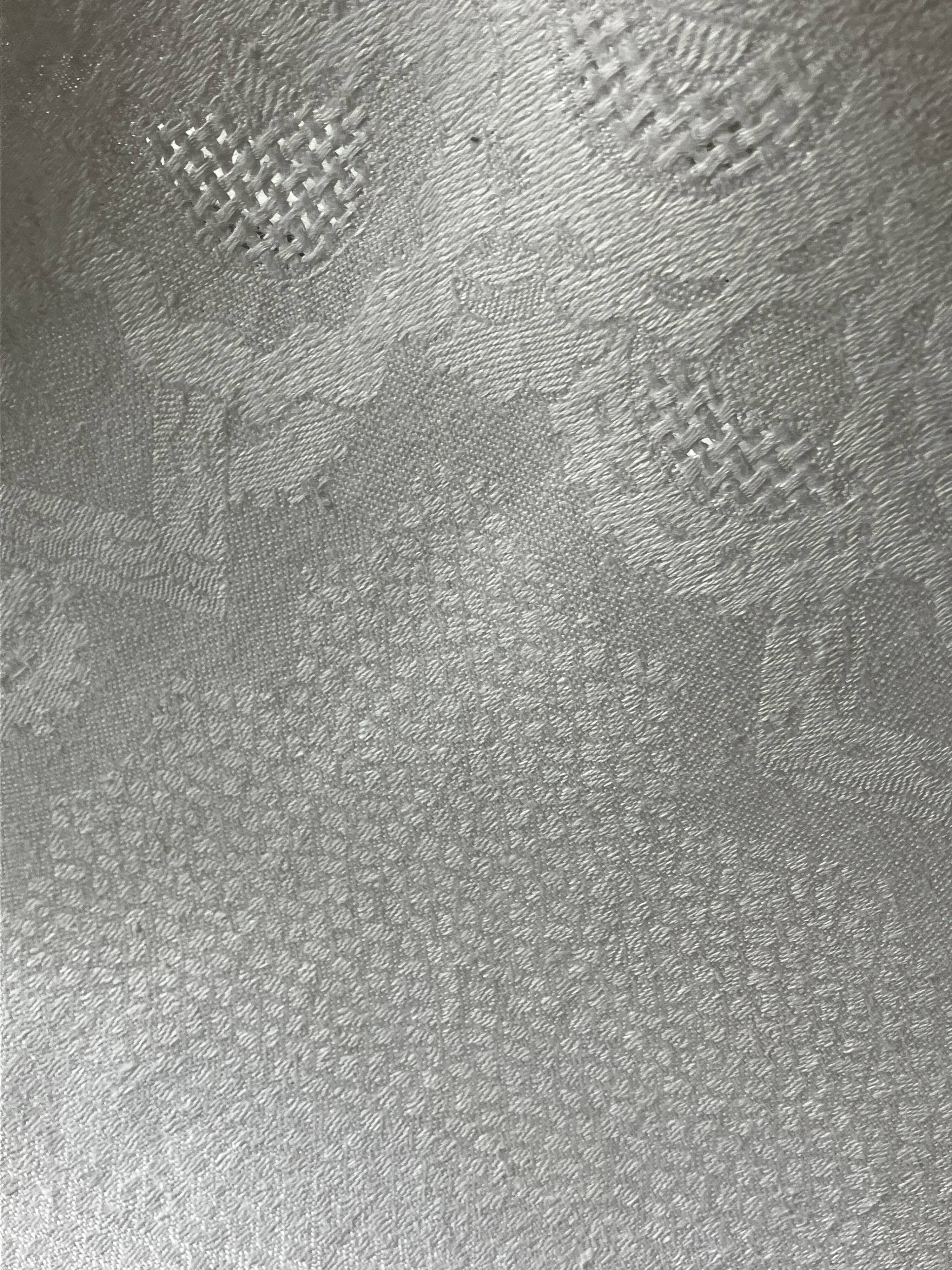 6 damask napkins