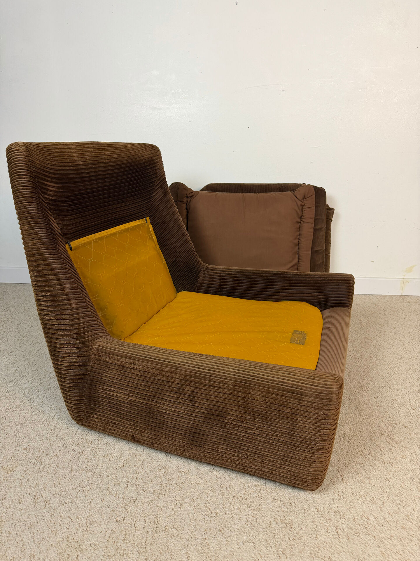 Steiner lounge chair in brown corduroy – 1970s