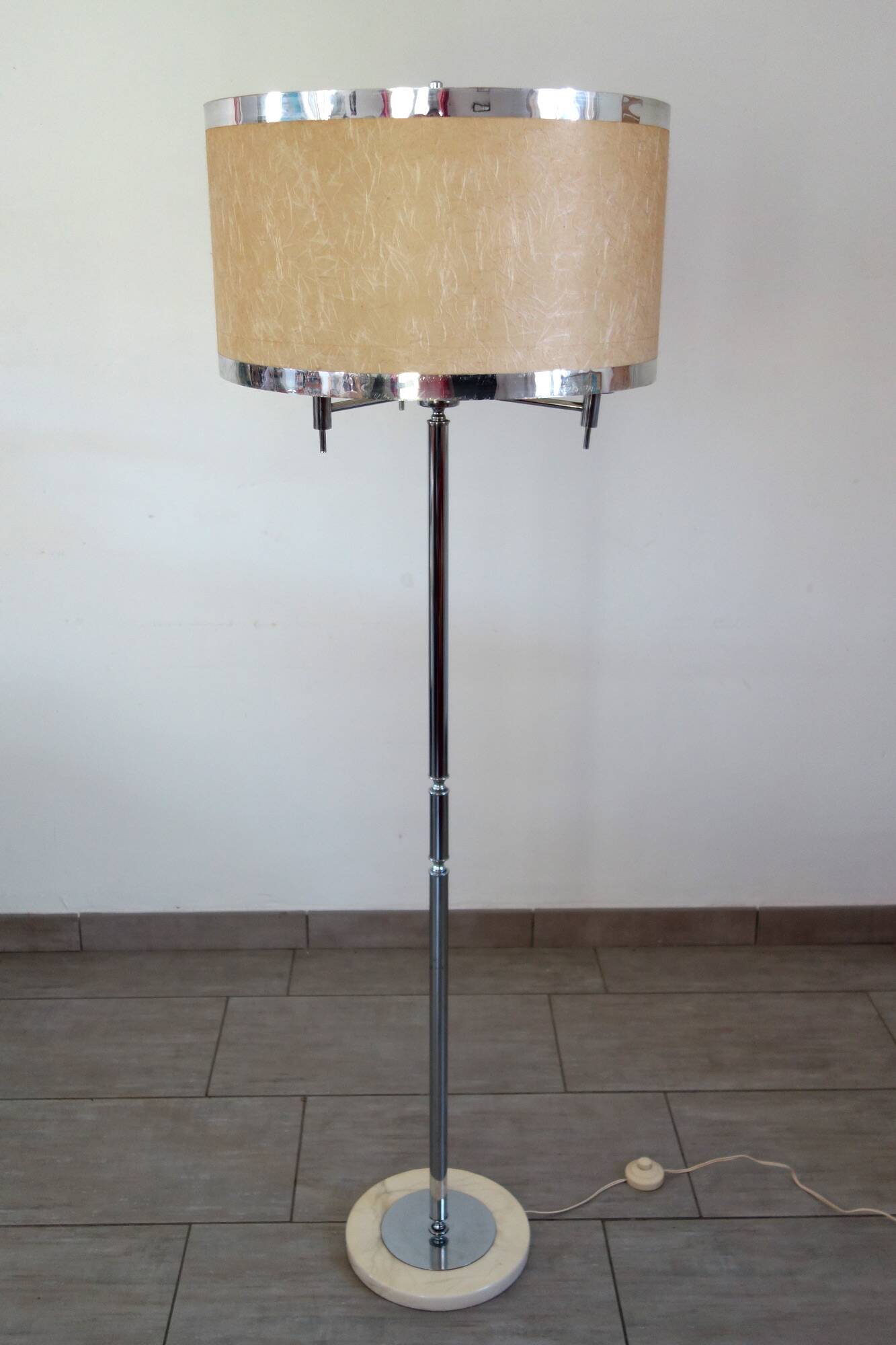 Space age floor lamp with 3 lights from the 70s by DLG Scolari.