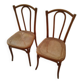Pair of Thonet chairs number 56