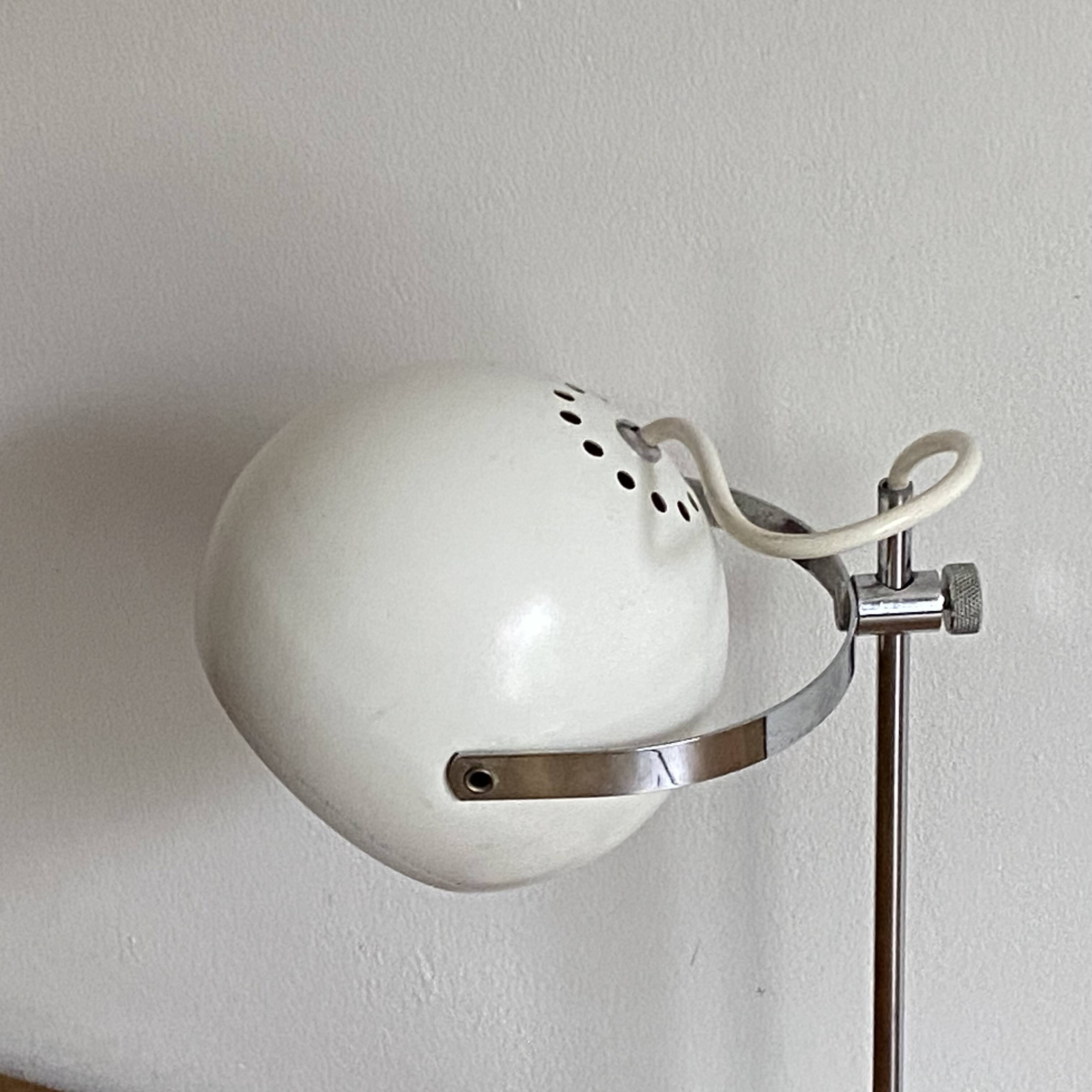 Lampe eye ball. 1970. space age. blanc.