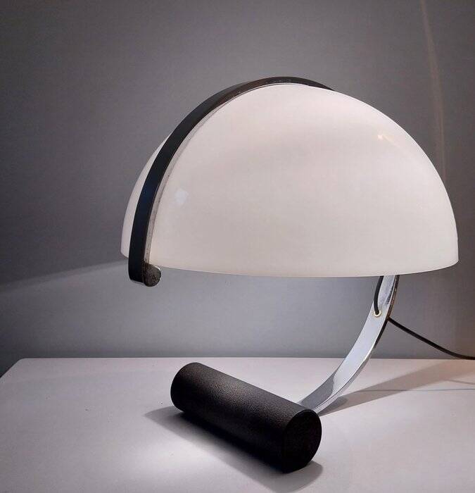 Italian table lamp Stilnovo for Artimeta 70s