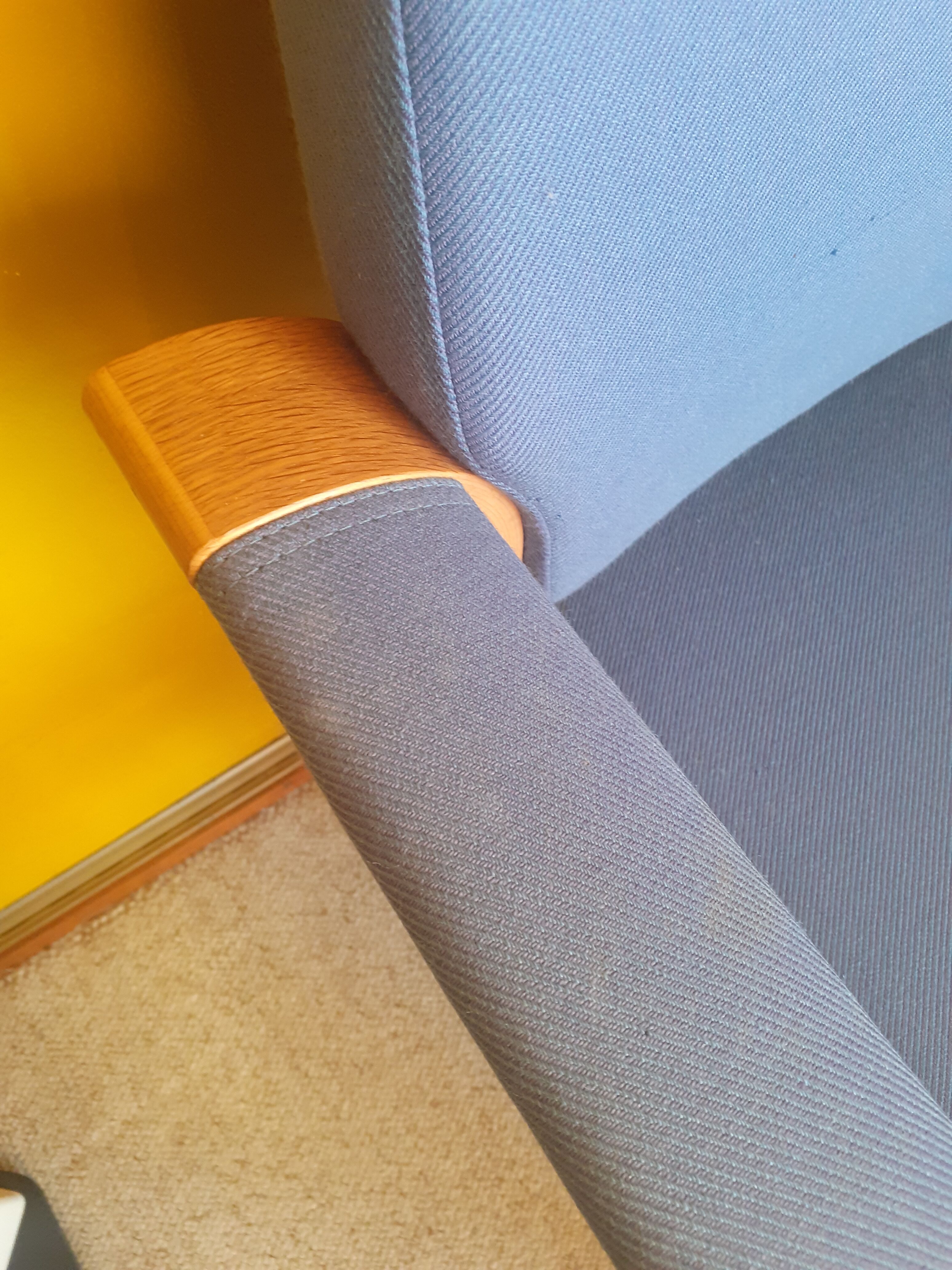 Pair of Danish armchairs, design Thygesen and Sorensen, edition Magnus Olesen