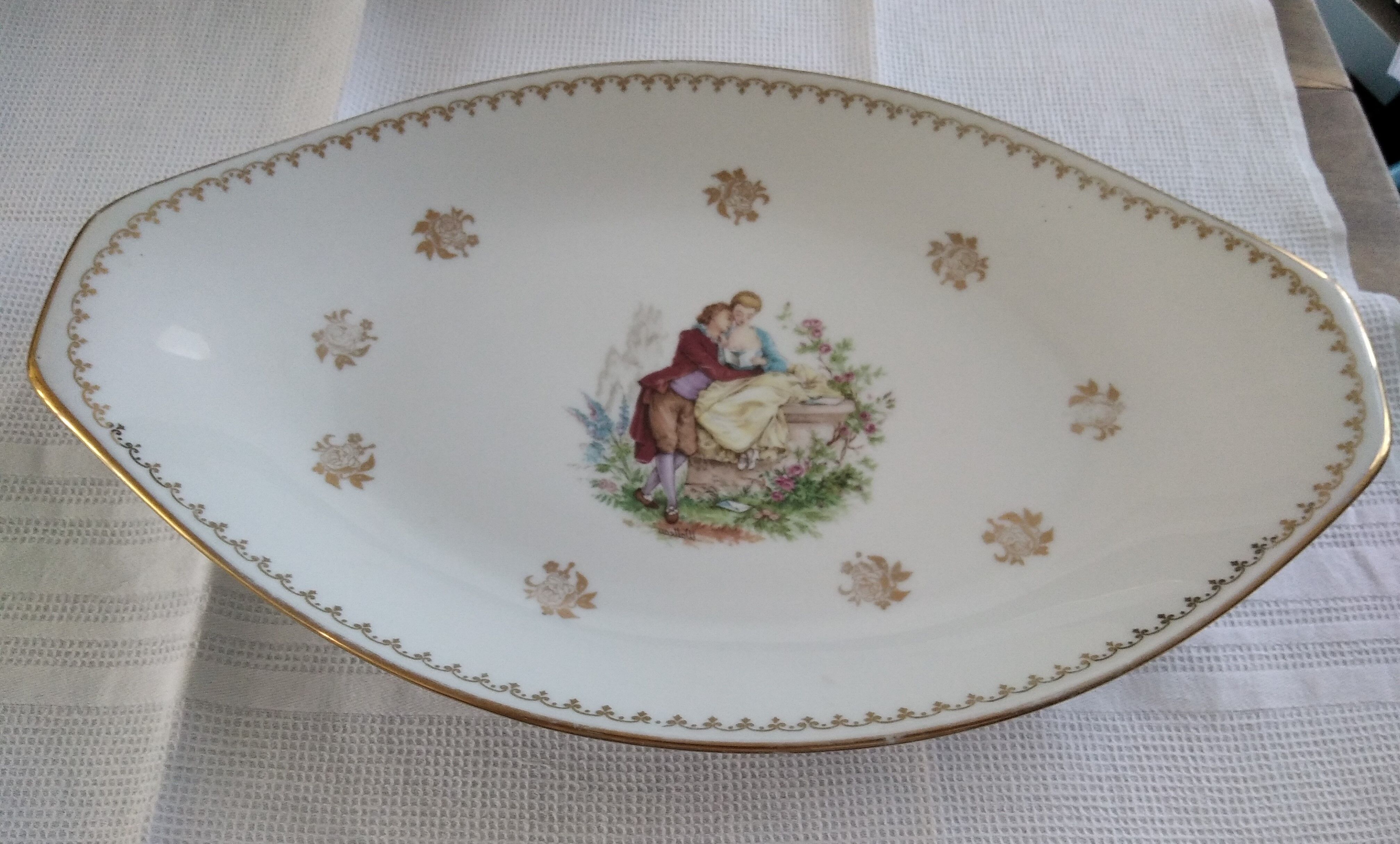 Diamond dish in Limoges porcelain decoration gallant scene