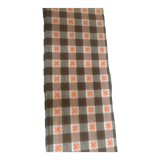 Tablecloth and 12 vintage towels