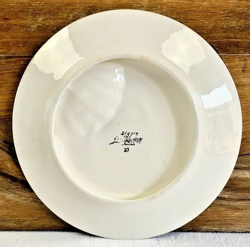 Set of 6 old Digoin Sarreguemines asparagus slushie plates