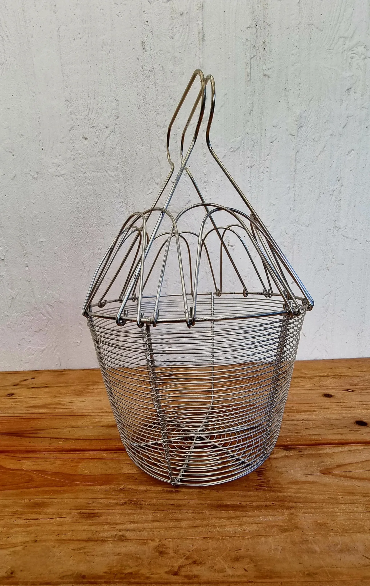 Vintage rigid woven metal salad bowl