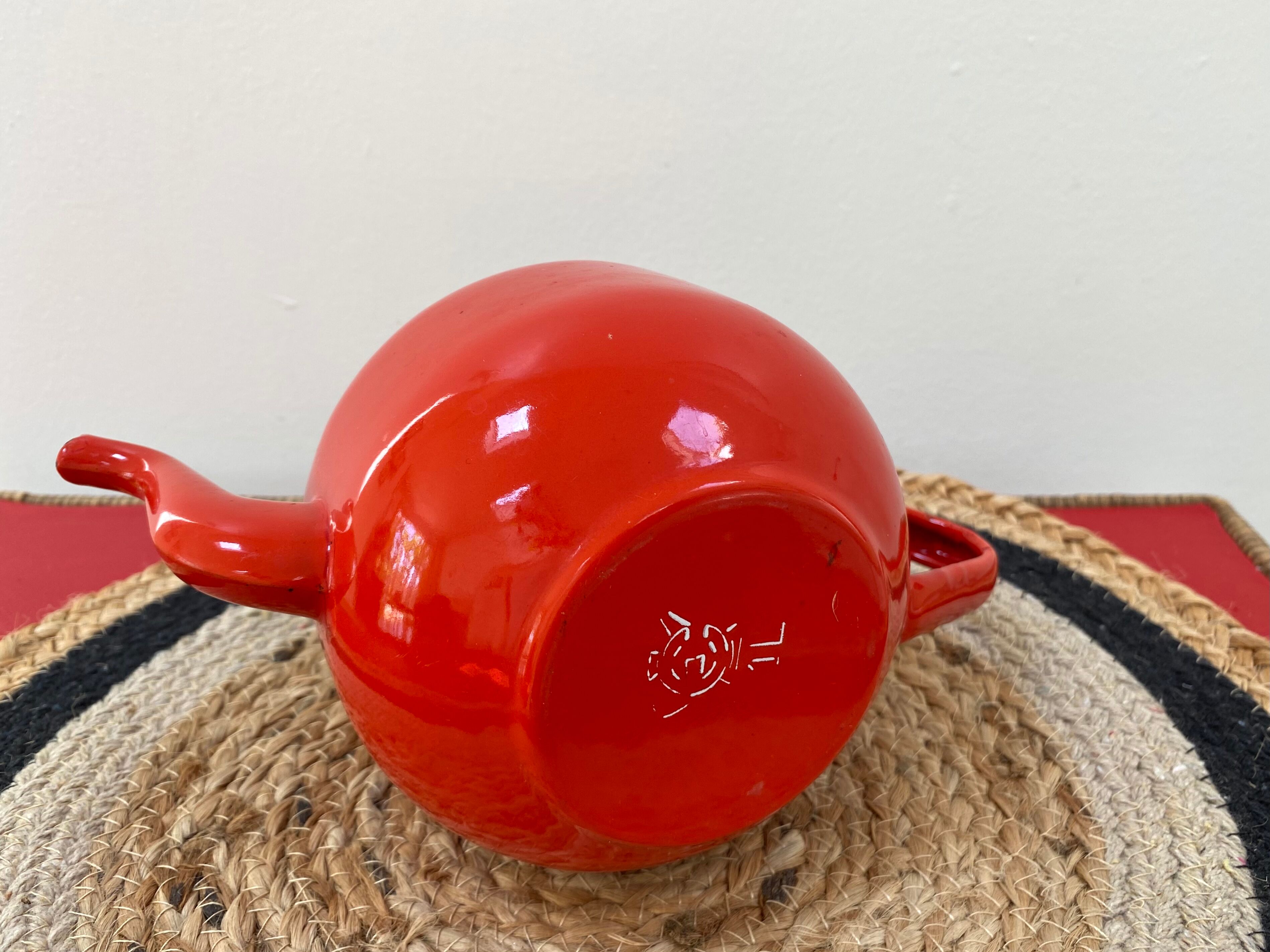 Red enamelled teapot 1 liter from the 70s
