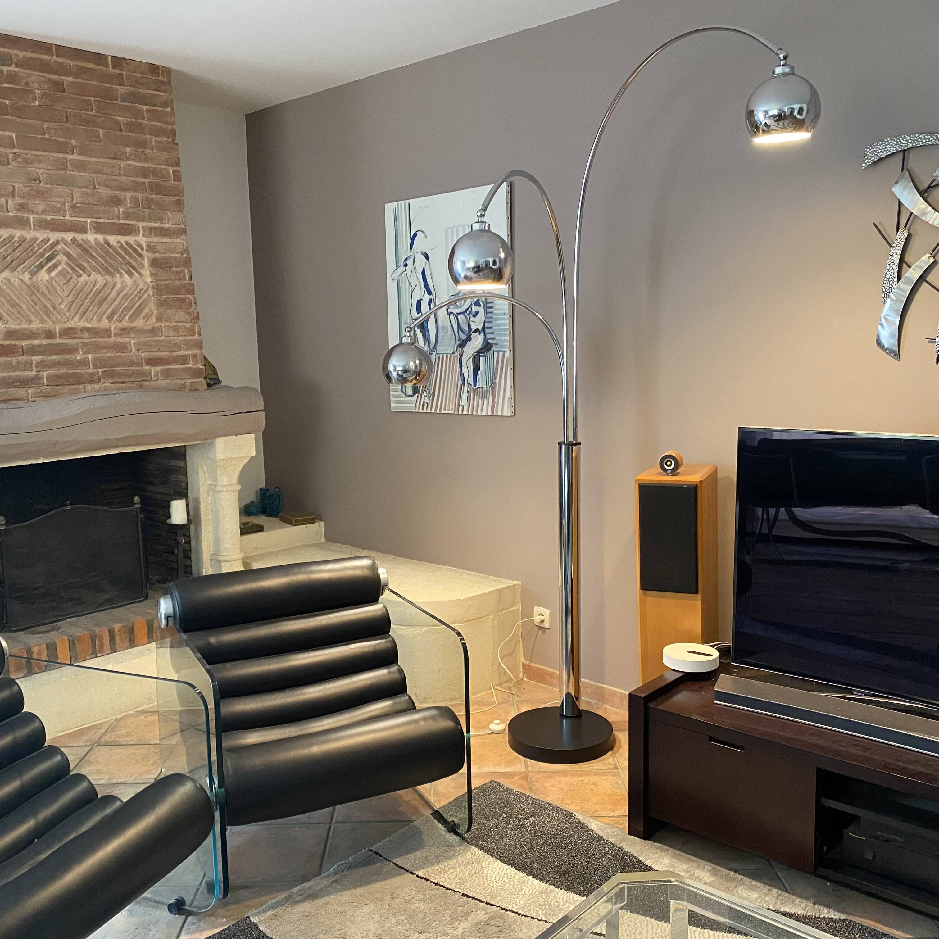Lily of the valley floor lamp by goffredo reggiani. 1970.