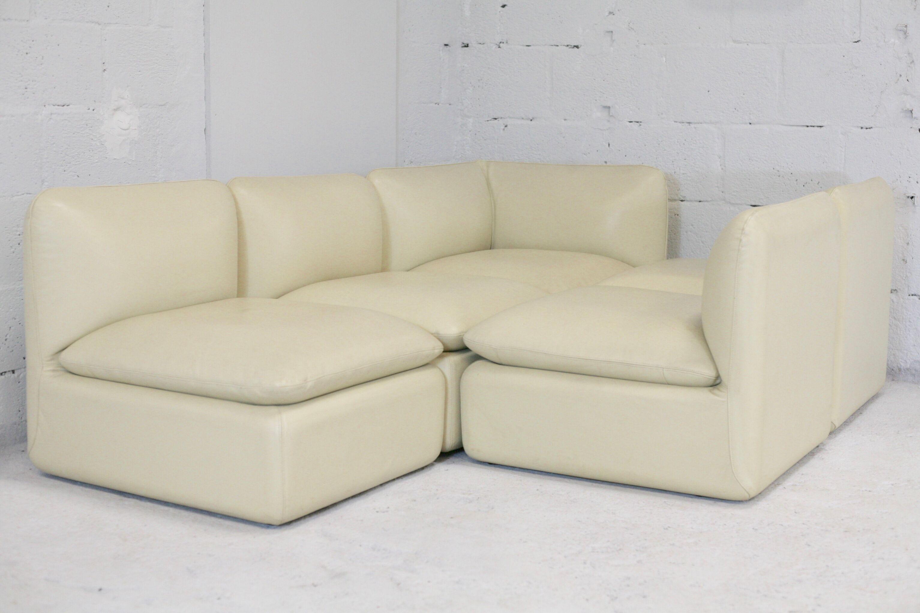 Set of 5 leather armchairs, France 80