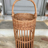 Rattan basket basket with storage racks for bottles