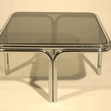 Table basse et poufs 1970