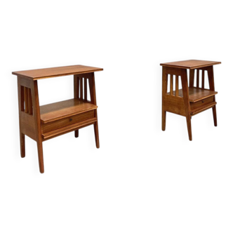 Paire de tables de nuit en chêne 1950's