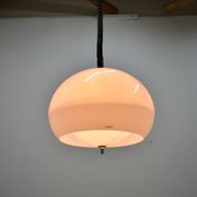 Suspension Meblo du milieu du siècle, Design Harvey Guzzini, Italie, années 1970