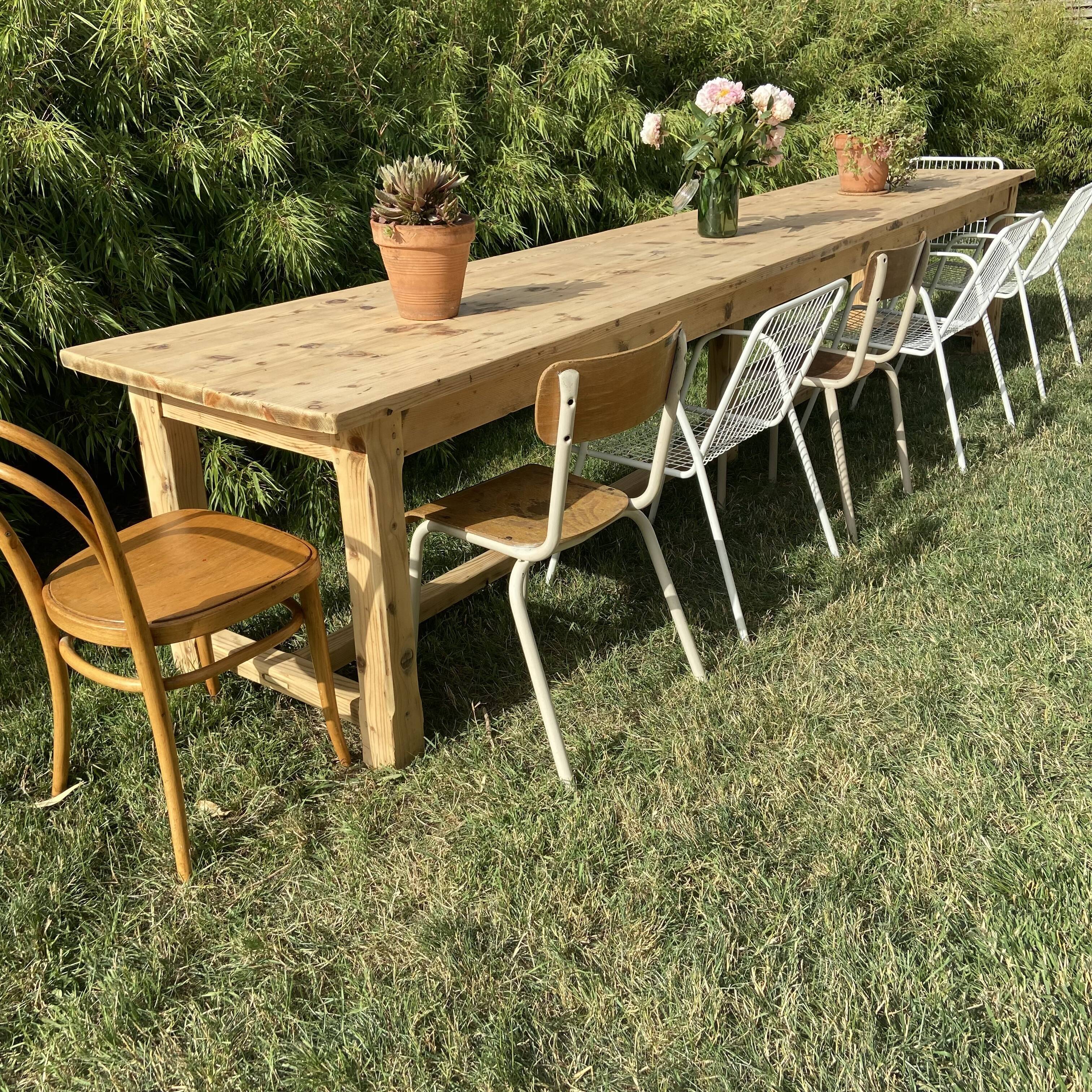 Farm table