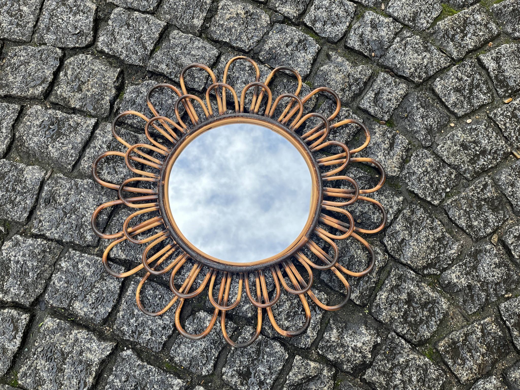 Round flower sun mirror in smoked wicker rattan vintage 1960s 1970s 47 cm folk