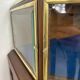 Vitrine d'exposition pour bijoux art nouveau pyramidale d'angle
