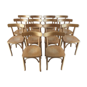 Lot 14 chaises bistrot