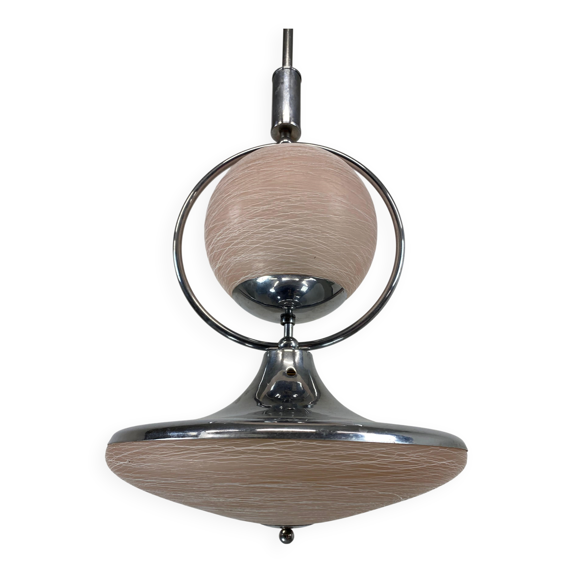Functional pink lustre