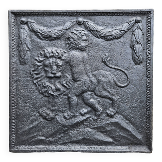 Plaque cheminée 64 x 65 cm