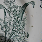 Miscellaneous set of 4 old flat earthenware plates.