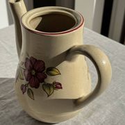 Théière en grès beige vintage à motif de fleurs roses H22