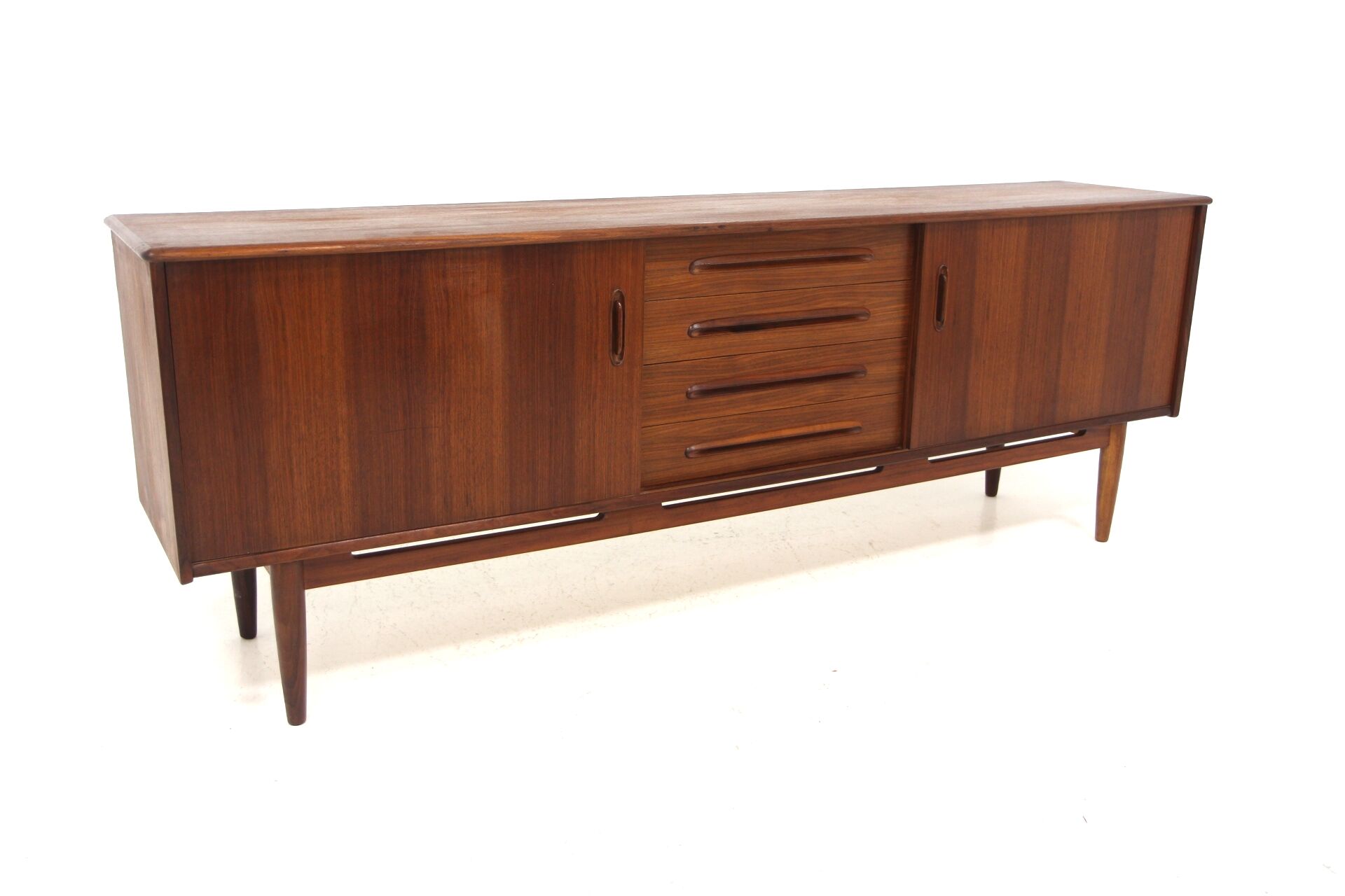 Scandinavian enfilade in rosewood "Cortina, Seffle Möbelfabrik, Sweden, 1960"
