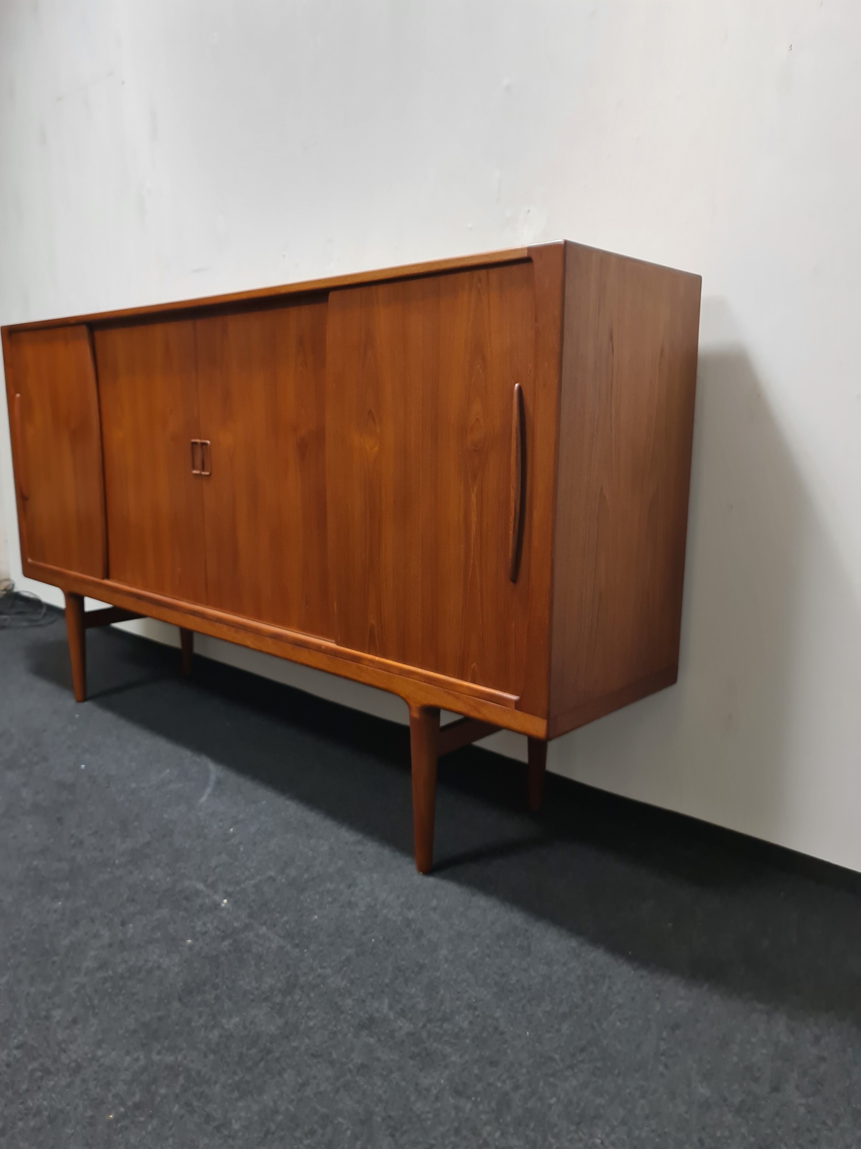 Buffet danois vintage de teck