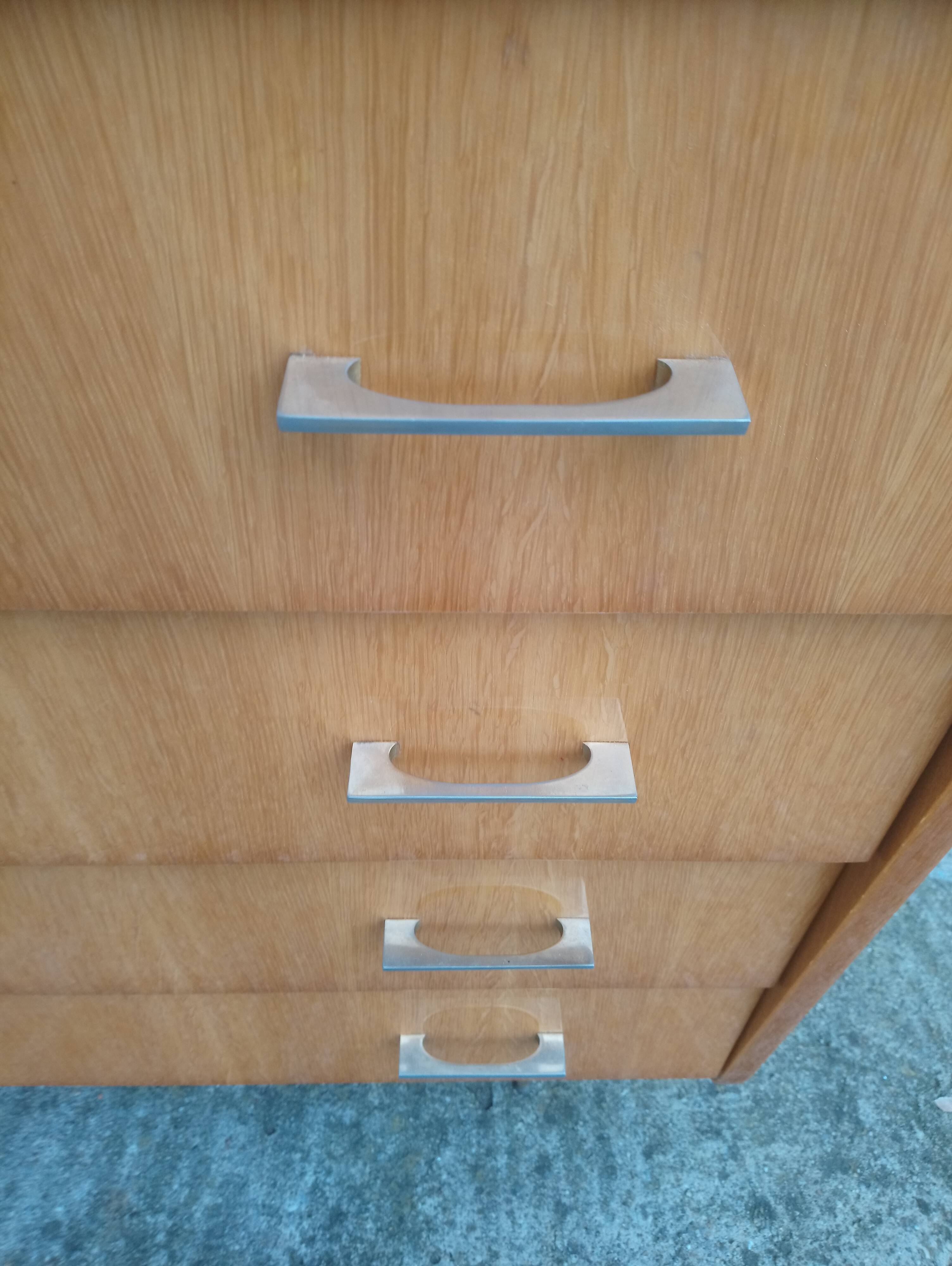 Commode quatre tiroirs année 1960