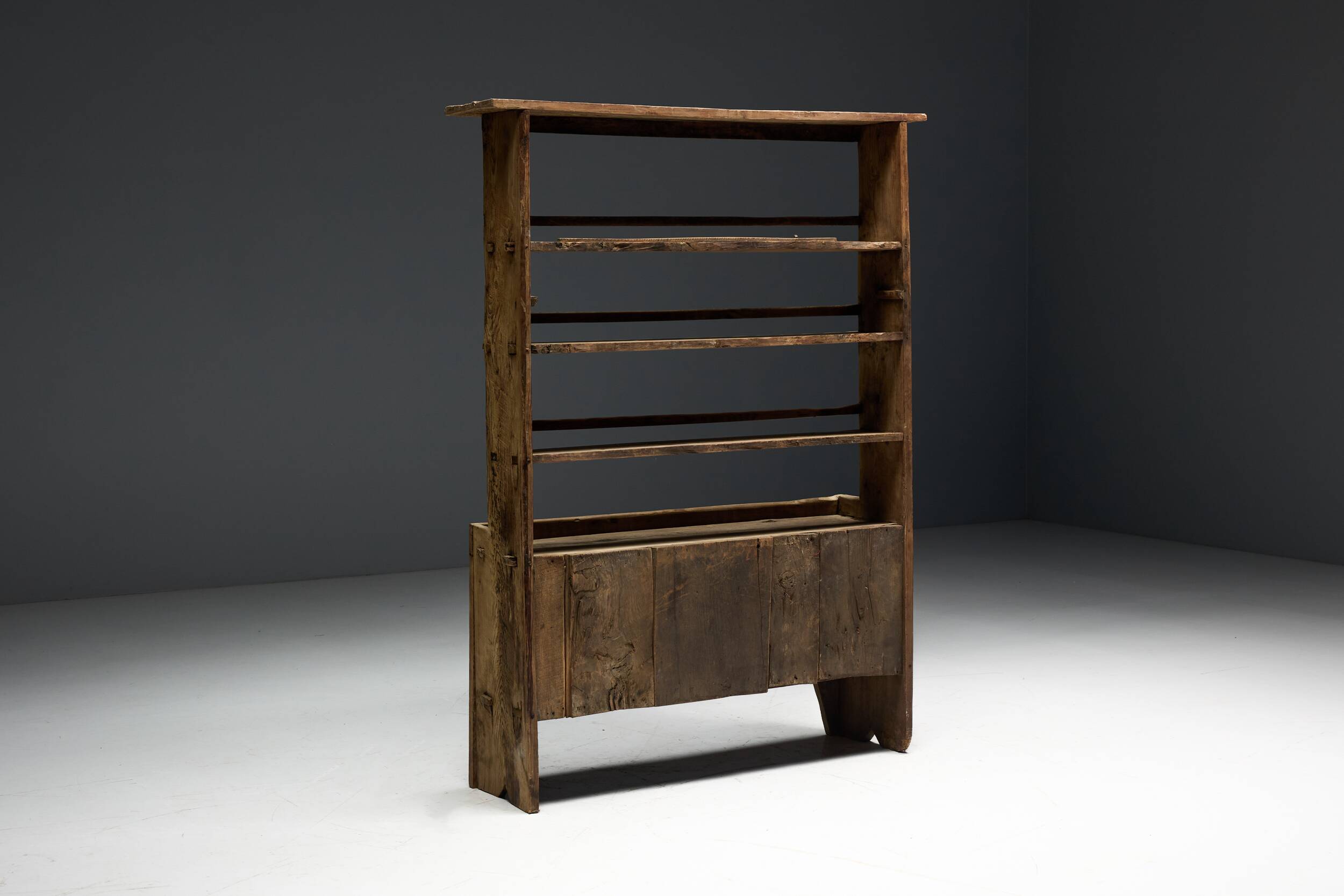 Cabinet rustique primitif, France, 19e siècle