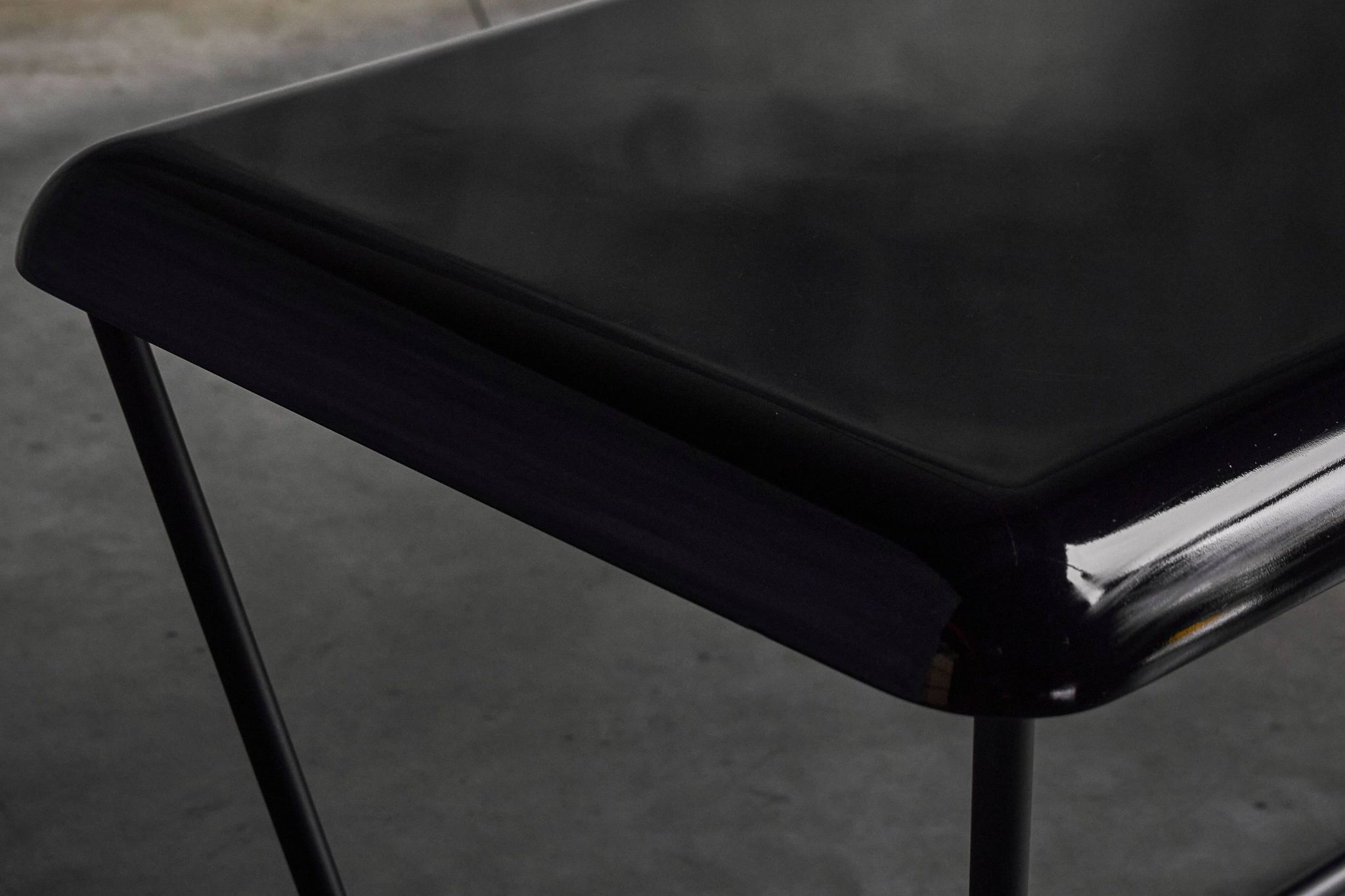 Table console DC204 par Vincenzo De Cotiis, Italie, 2006