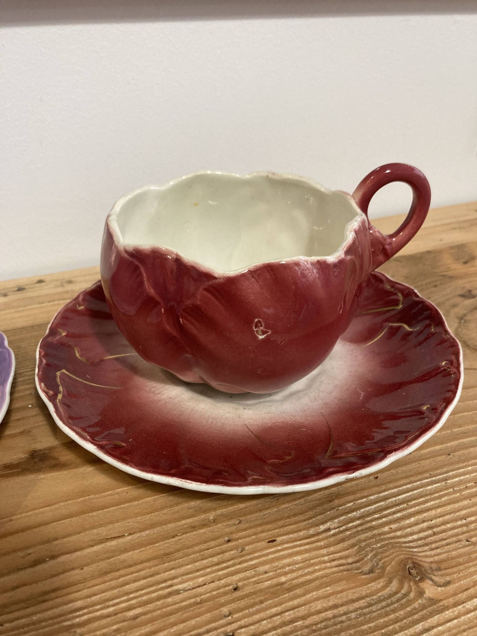 Pair of Art Nouveau barbotine lunches signed Lunéville