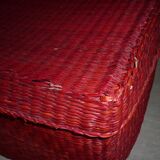 Boite en osier tressé rose-rouge