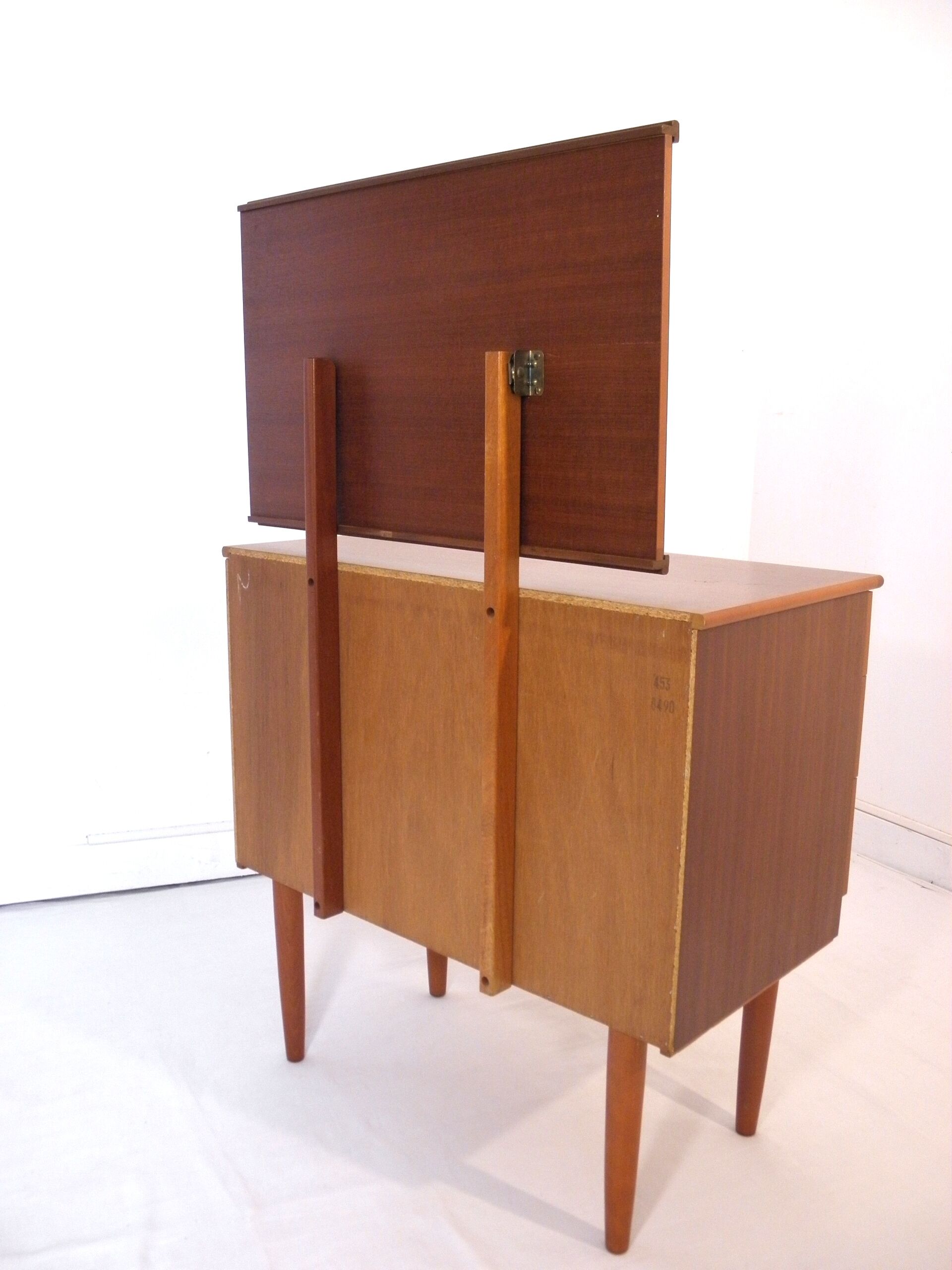 Chest of drawers dresser style scandinavian 70s