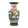 Vase with chinese dragon