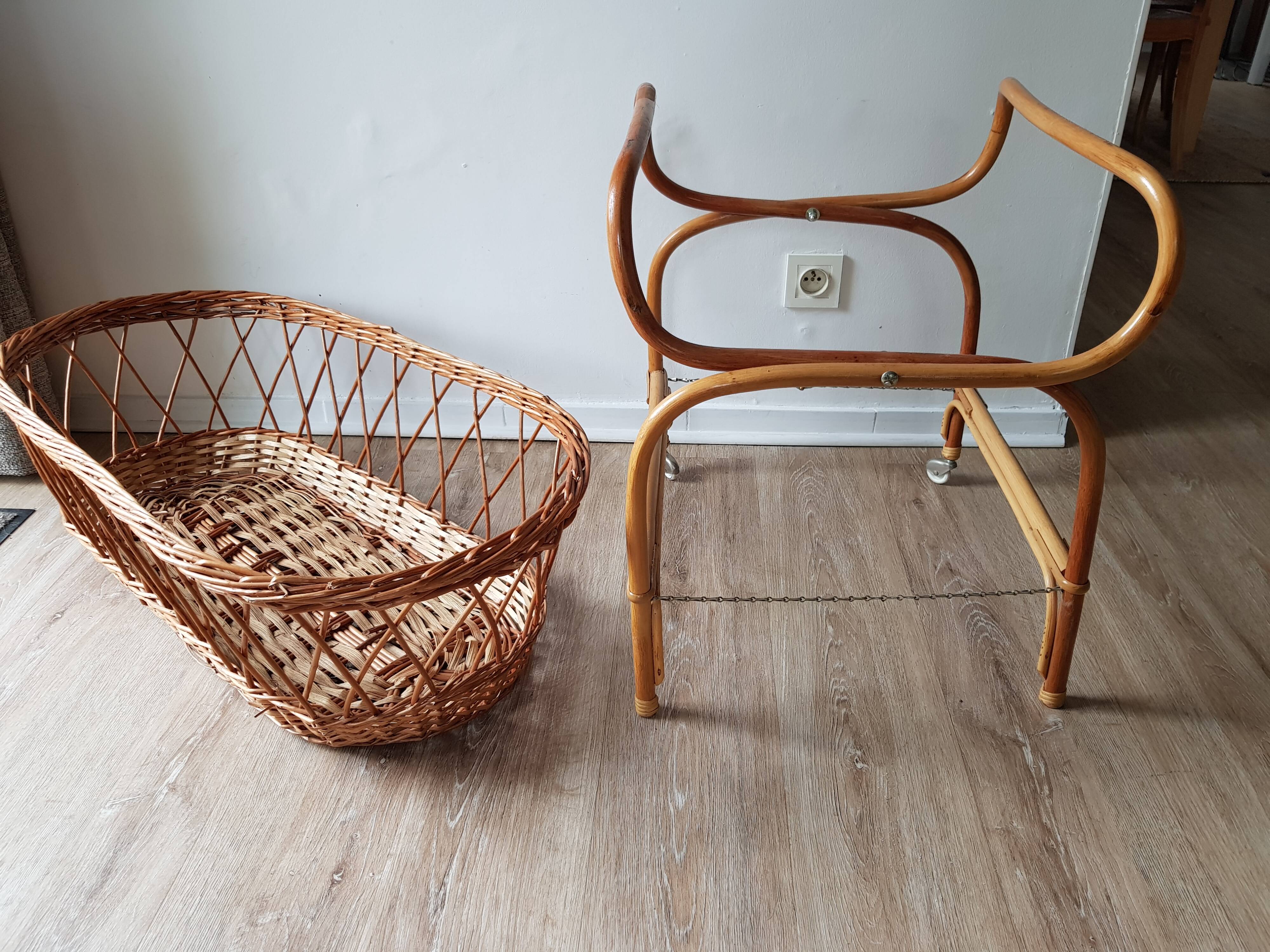 Rattan cradle 60s