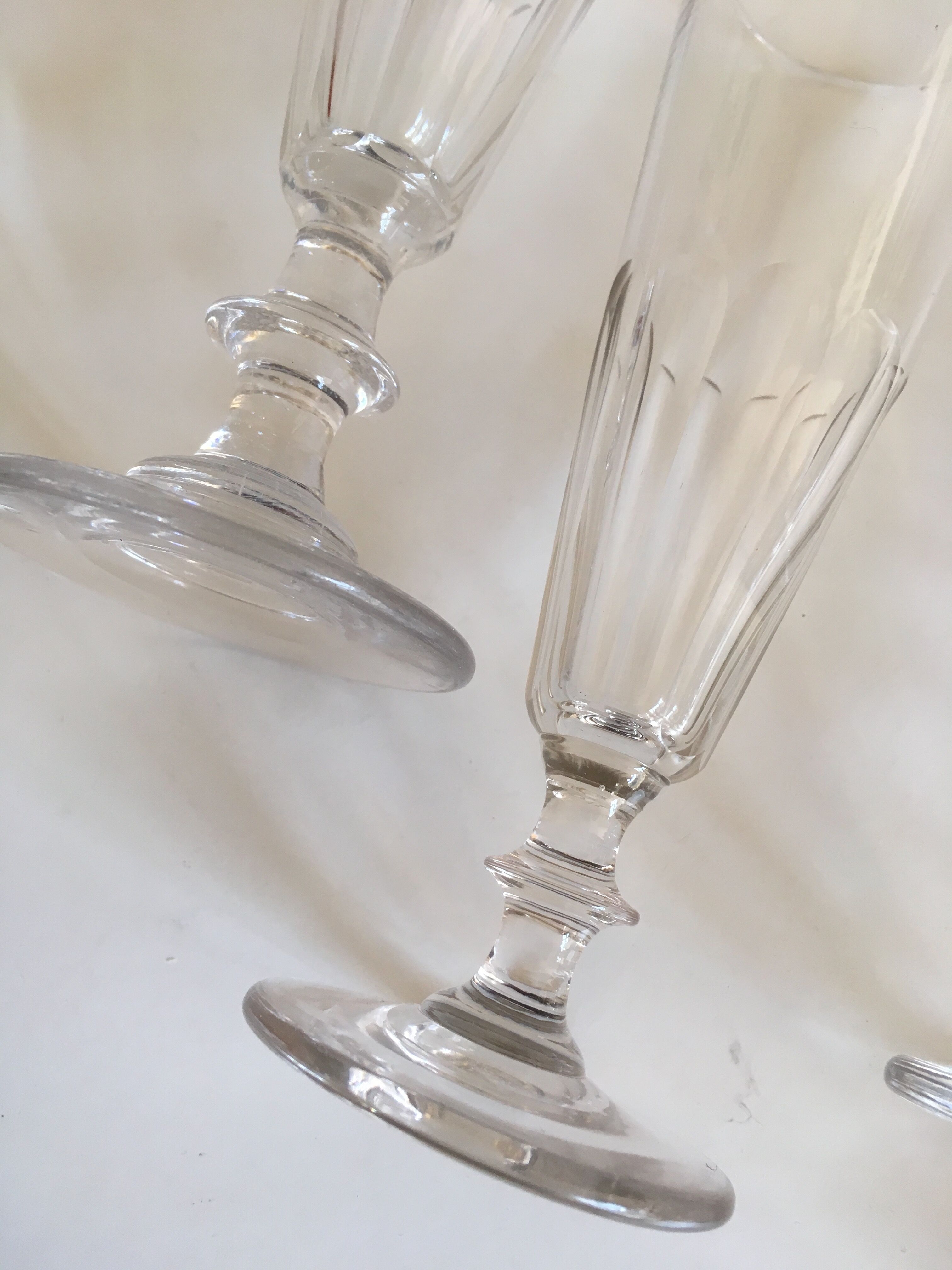 Set of 6 assorted champagne flutes late 19th century cut with cut-offs