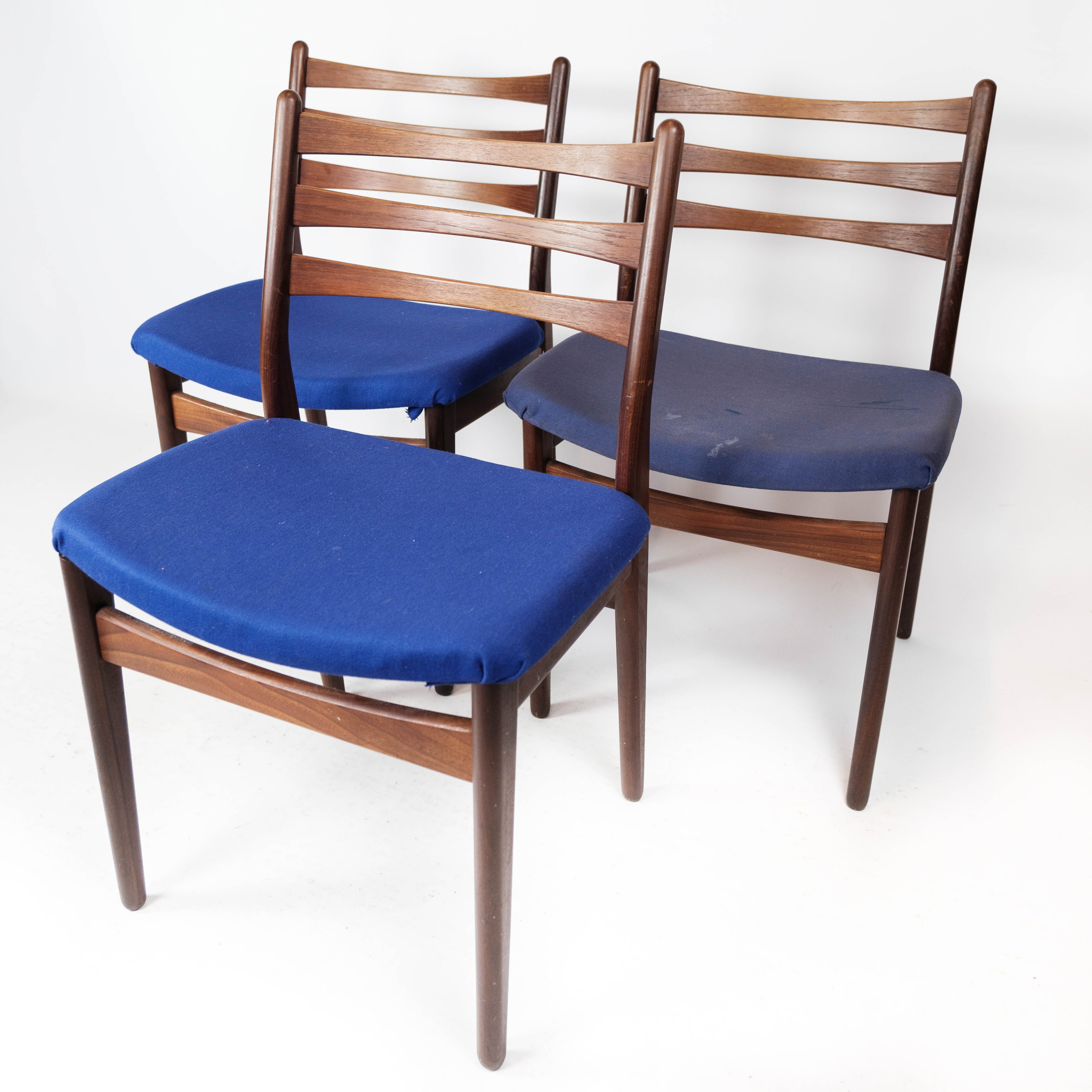 Set of three dining room chairs in teak Danish design, 1960s