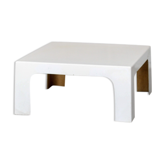Coffee table attributed to Paulus