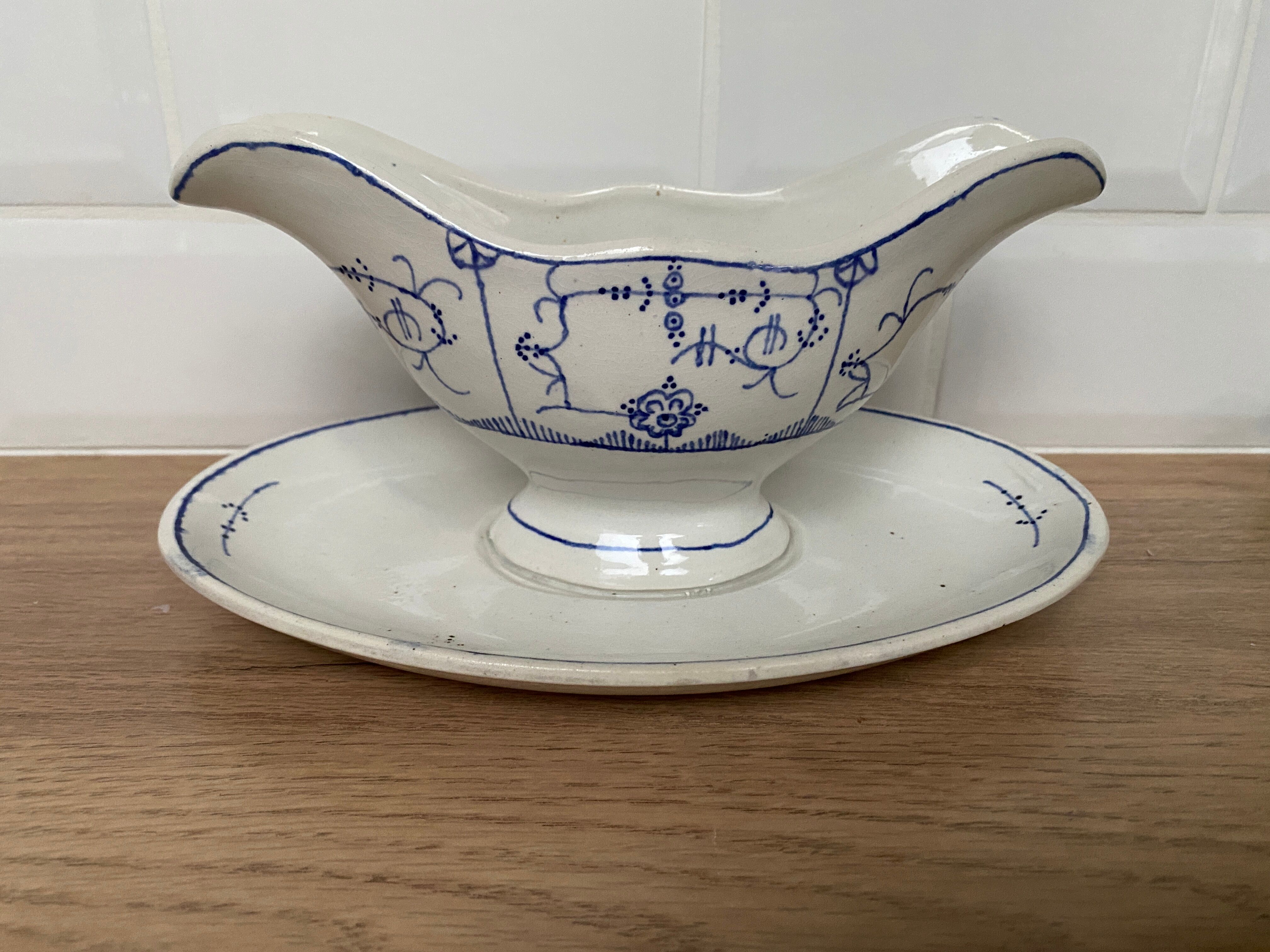 Sauce boat on dormant AMC Belgium